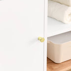 Meuble de rangement chêne naturel et blocs de couleur blanc cassé, meuble bas à étagère ouverte